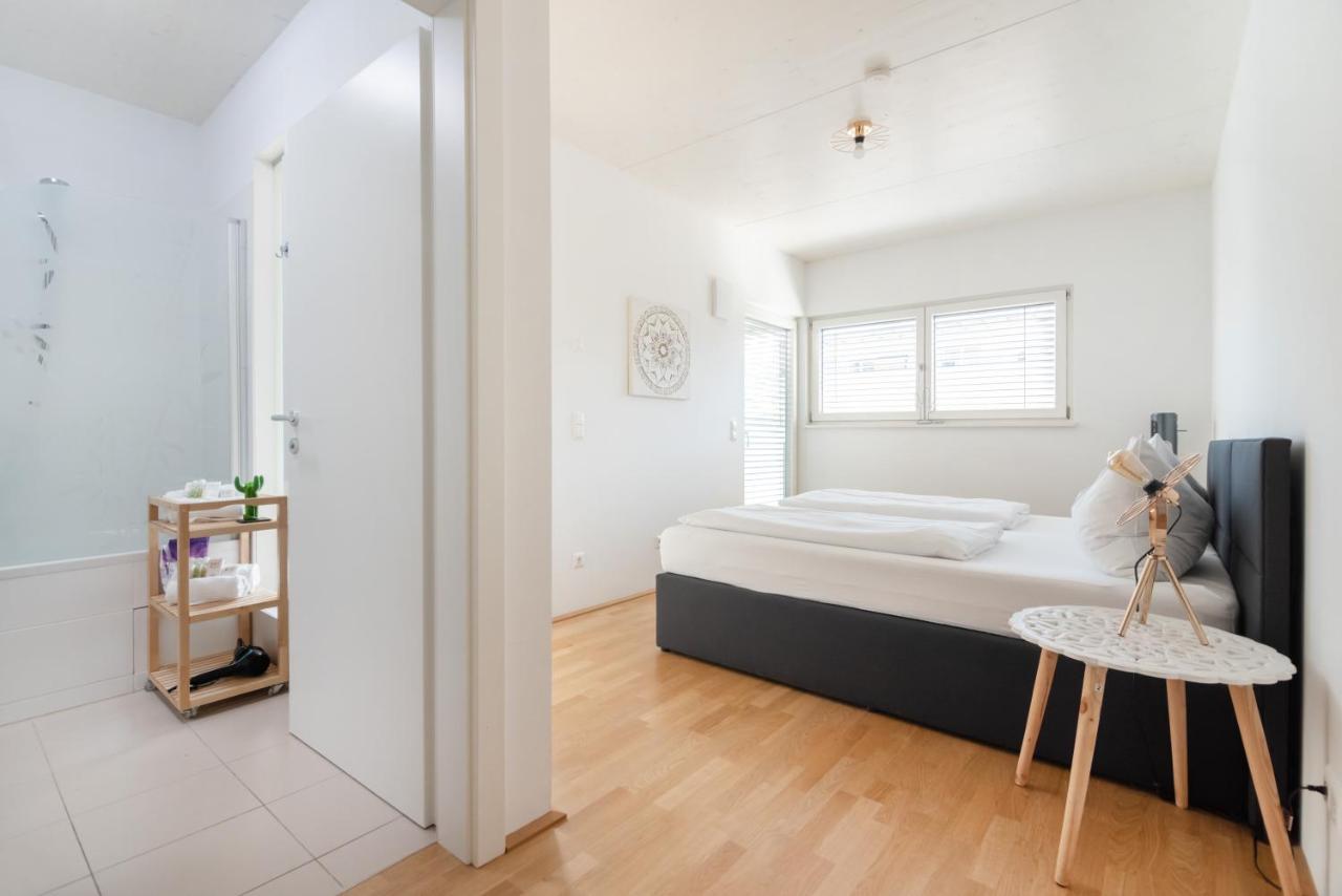 וינה Helles, Neues Dg Apartment Mit Blick Zum Donauturm מראה חיצוני תמונה