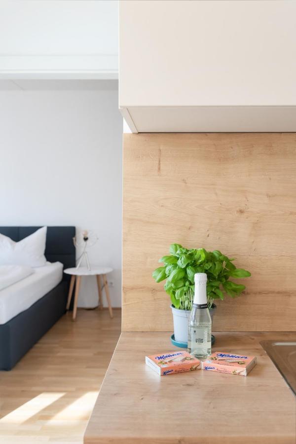 וינה Helles, Neues Dg Apartment Mit Blick Zum Donauturm מראה חיצוני תמונה